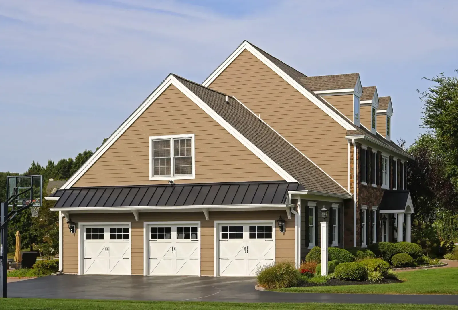 67cee8438d6b38012a423920_6667108a9129c80b38b2c613_el-siding-15-p-1600.webp