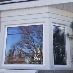 bay window in white frame